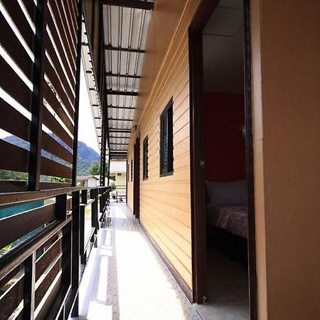 Pongpan House Phi Phi Apartment ภายนอก รูปภาพ