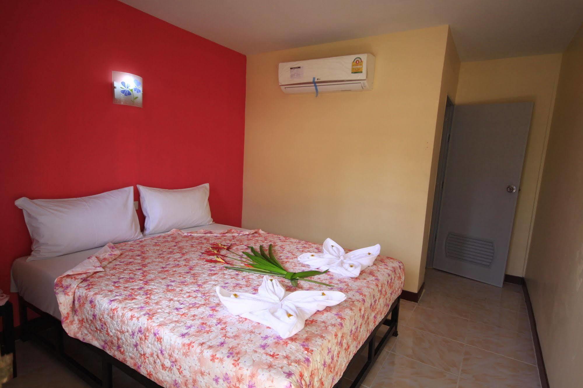 Pongpan House Phi Phi Apartment ภายนอก รูปภาพ