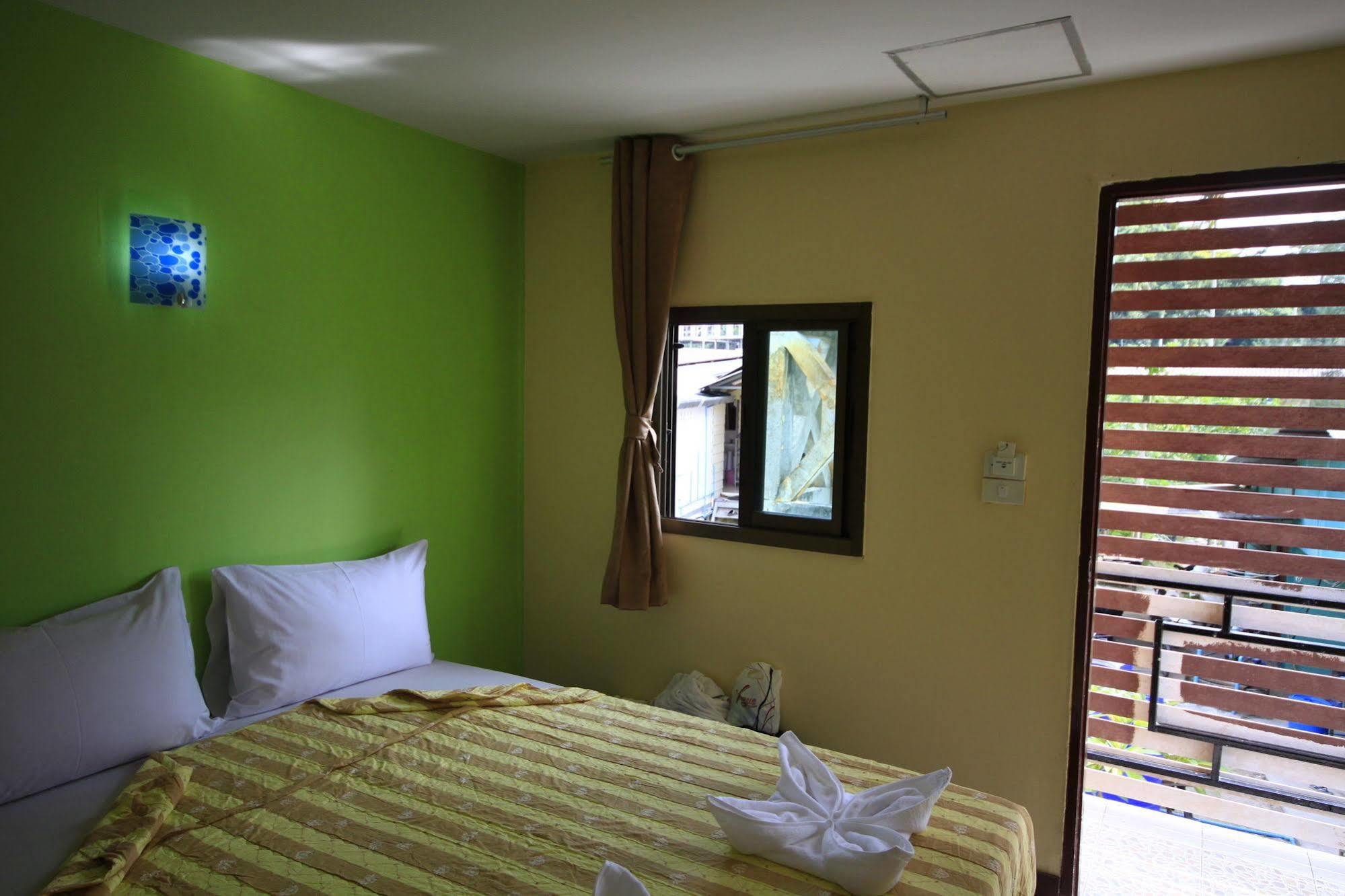 Pongpan House Phi Phi Apartment ภายนอก รูปภาพ