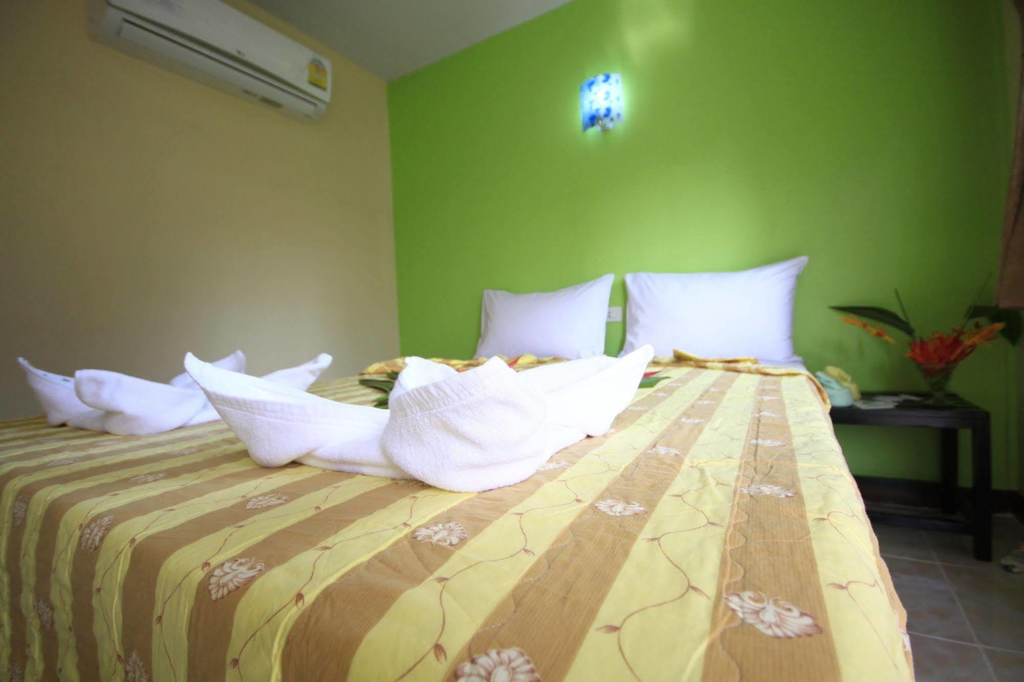 Pongpan House Phi Phi Apartment ภายนอก รูปภาพ