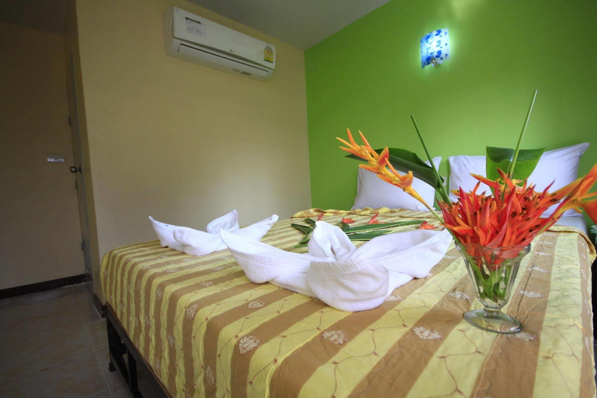 Pongpan House Phi Phi Apartment ภายนอก รูปภาพ